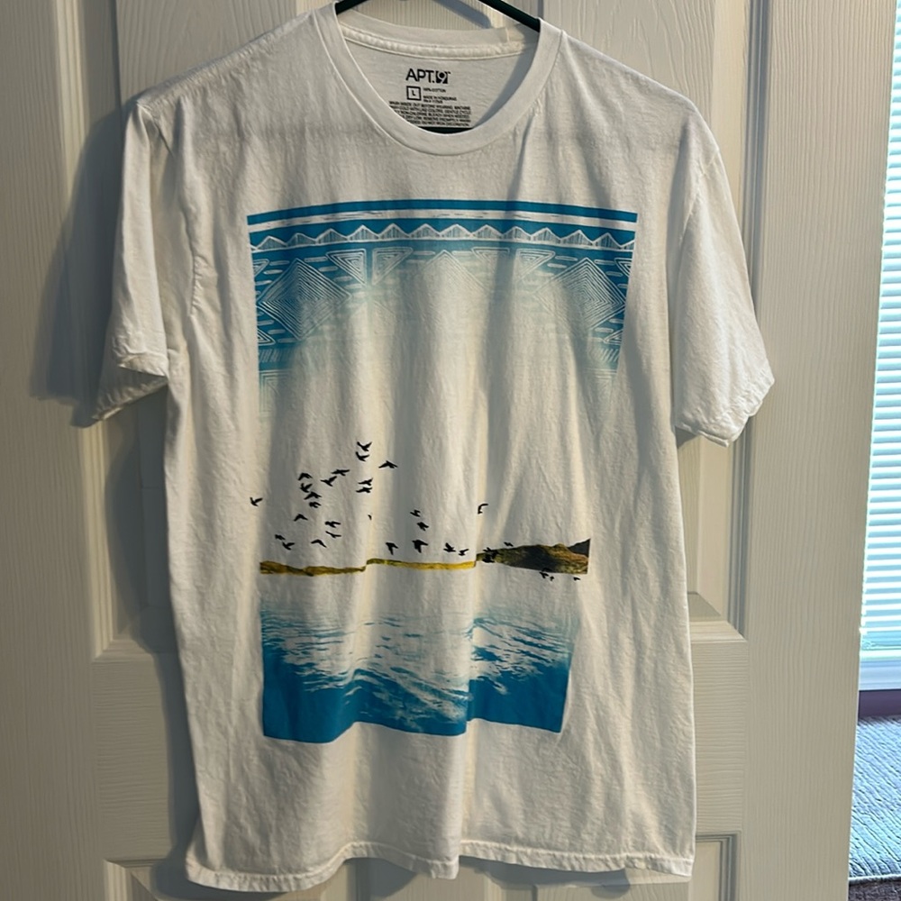 Apt. 9, size L, white T-shirt